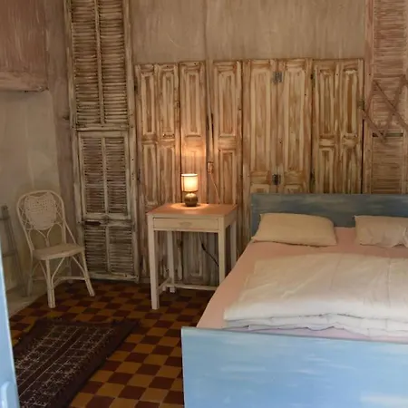 Maison De Caractere A Le Holiday home *
